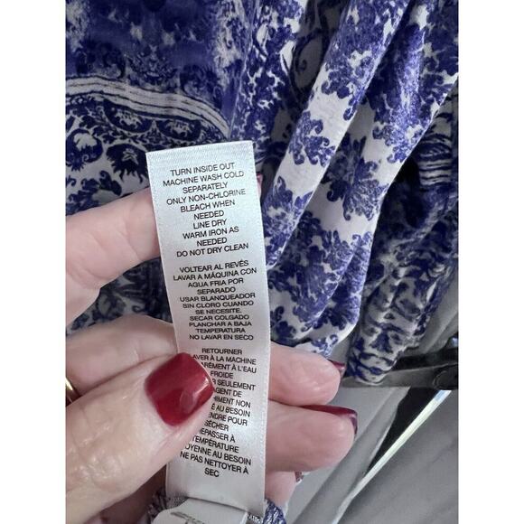 Chicos Periwinkle Blue White V Neck Tunic Xl Shark Bite Hem - Picture 4 of 5